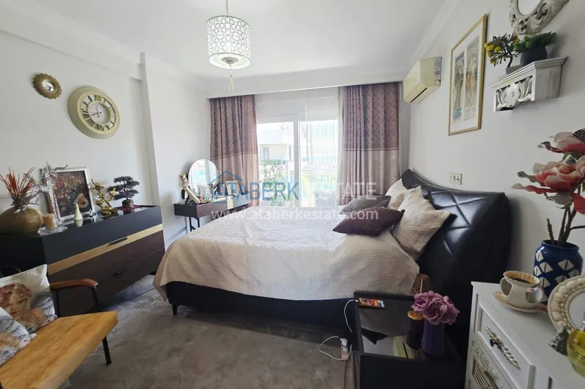 Purchase  Apartment 1+1 in Alanya with sea view — furniture, prestigious complex, Oba district 6 