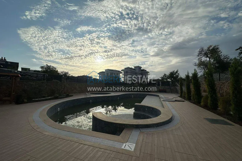Property from a developer in Alanya - a modern boutique complex in Oba 13 