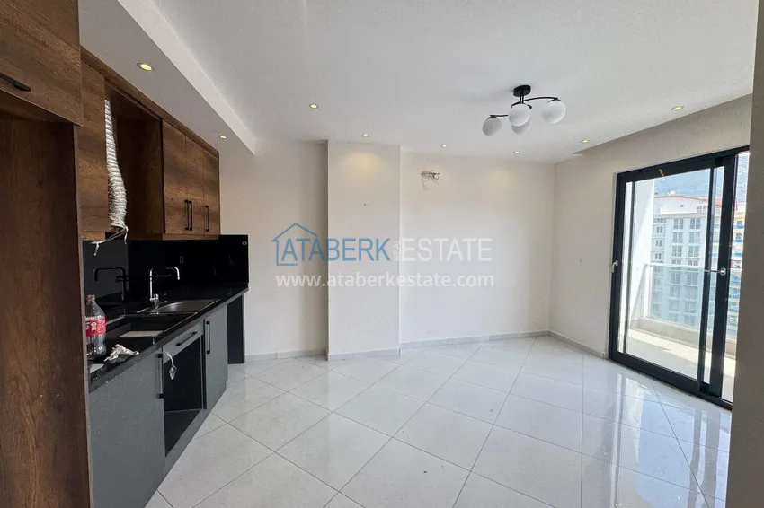 Purchase  Apartment in Alanya — hotel-format complex, 550 meters from the sea, Mahmutlar district  4 