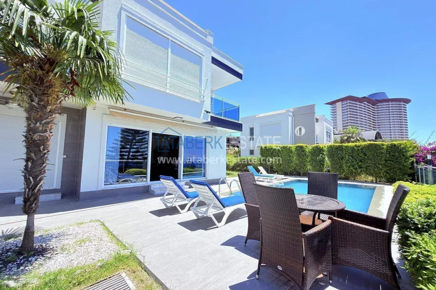 4+1 two-story private villa in Alanya — furniture, swimming pool, sea view, Kargicak district 8 