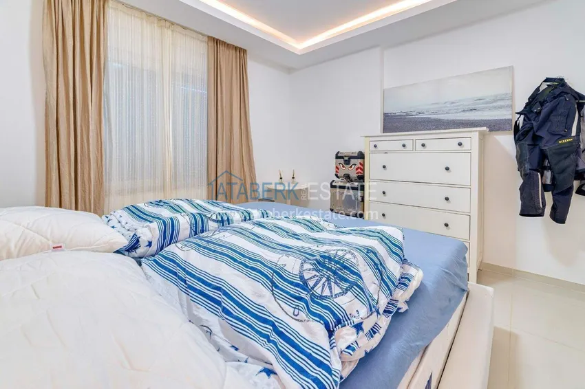 Purchase  4+1 two-story private villa in Alanya — furniture, swimming pool, sea view, Kargicak district 9 