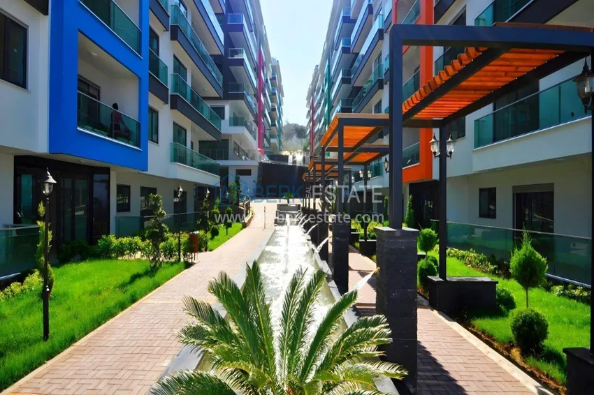 2+1 apartment on the first line in Alanya, Kargicak district — furniture, side sea view 14 