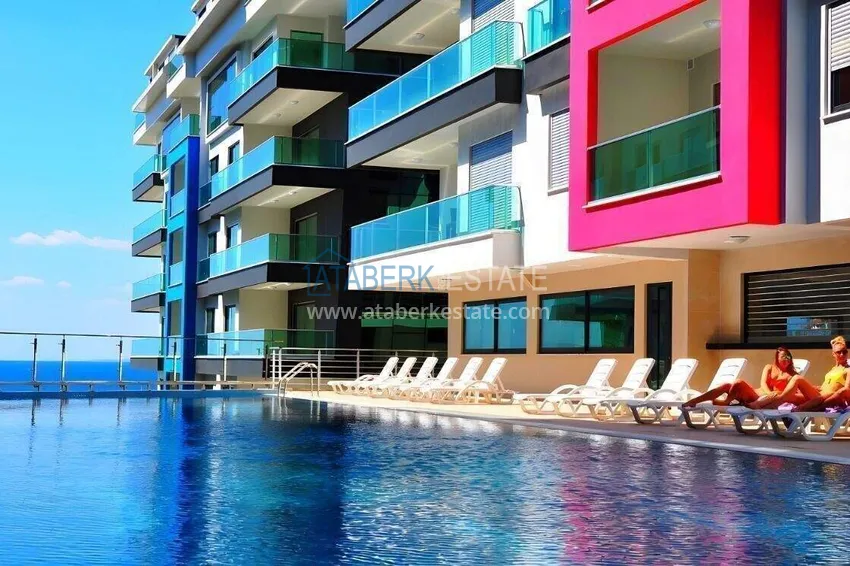 2+1 apartment on the first line in Alanya, Kargicak district — furniture, side sea view 17 