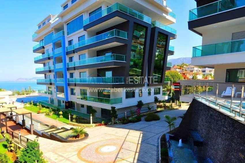 2+1 apartment on the first line in Alanya, Kargicak district — furniture, side sea view 24 