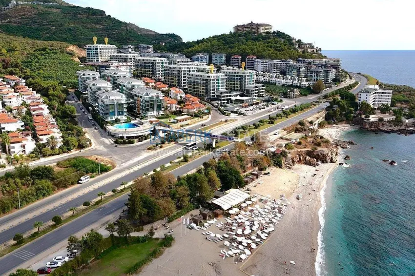 2+1 apartment on the first line in Alanya, Kargicak district — furniture, side sea view 6 