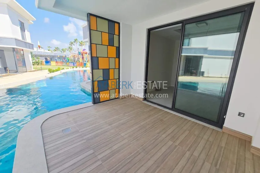 Purchase  Townhouse in Alanya — from the owner with access to the pool, to a premium complex, Turkler district 1 
