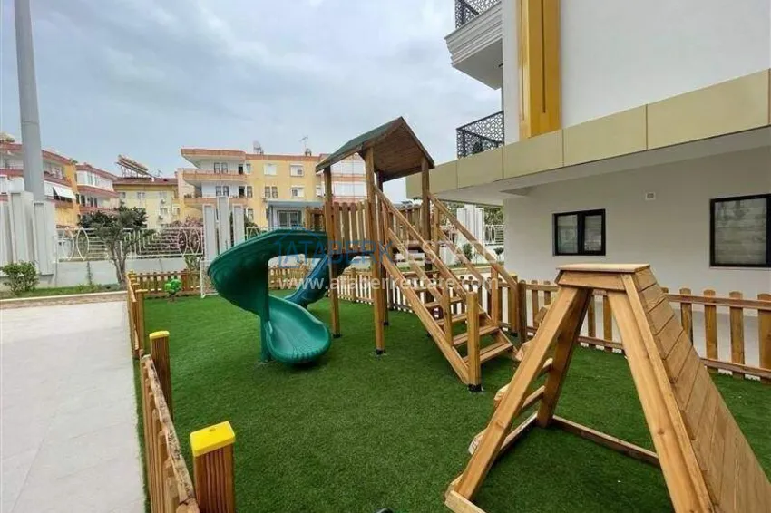 2+1 apartment in the center of Alanya, furnished in a luxury complex, Cleopatra beach area  14 