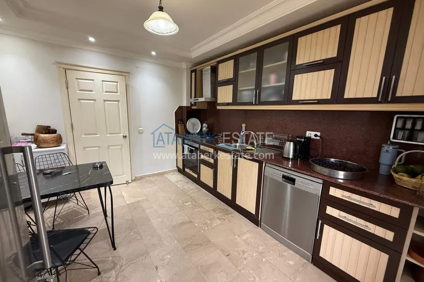 Purchase  Villa in Alanya for residence permit and citizenship - detached 4+1 with pool and garden in Oba 7 