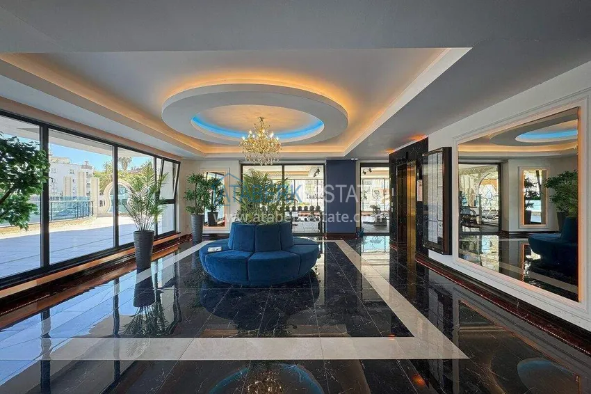 2+1 apartment in the center of Alanya, furnished in a luxury complex, Cleopatra beach area  16 