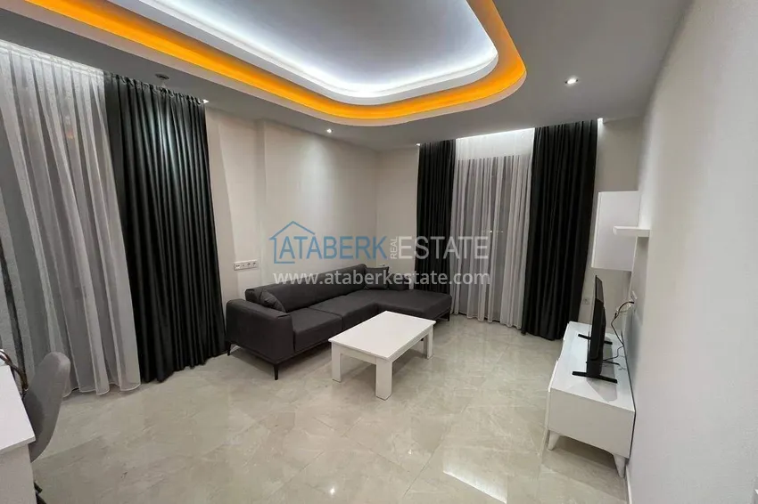 Purchase  2+1 apartment in the center of Alanya, furnished in a luxury complex, Cleopatra beach area  1 