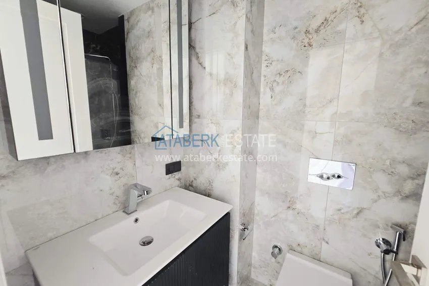 Purchase  Townhouse in Alanya — from the owner with access to the pool, to a premium complex, Turkler district 20 