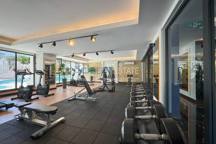2+1 apartment in the center of Alanya, furnished in a luxury complex, Cleopatra beach area  23 