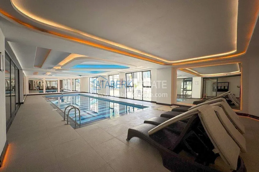 2+1 apartment in the center of Alanya, furnished in a luxury complex, Cleopatra beach area  24 
