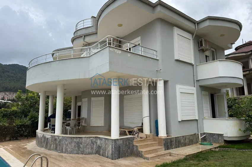 Villa in Alanya for residence permit and citizenship - detached 4+1 with pool and garden in Oba 2 