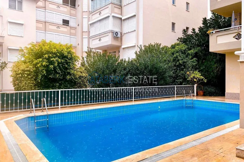 Apartment in the center of Alanya for a residence permit — one-bedroom with furniture, Cleopatra beach area 2 