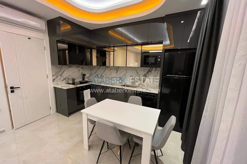 Purchase  2+1 apartment in the center of Alanya, furnished in a luxury complex, Cleopatra beach area  3 