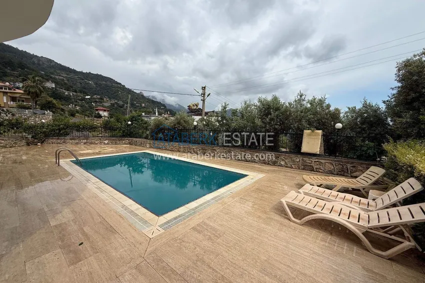 Villa in Alanya for residence permit and citizenship - detached 4+1 with pool and garden in Oba 4 