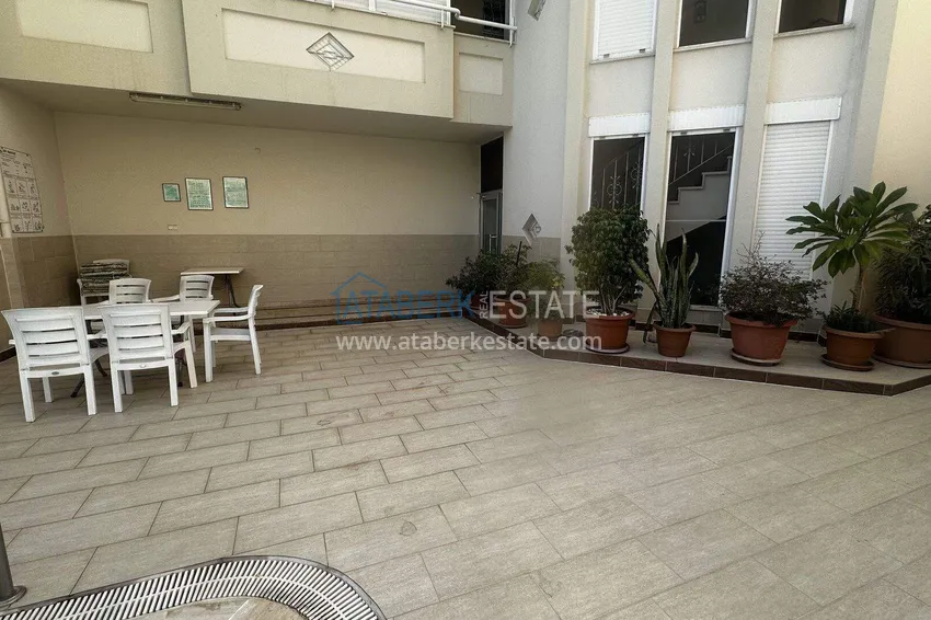 Apartment in the center of Alanya for a residence permit — one-bedroom with furniture, Cleopatra beach area 4 