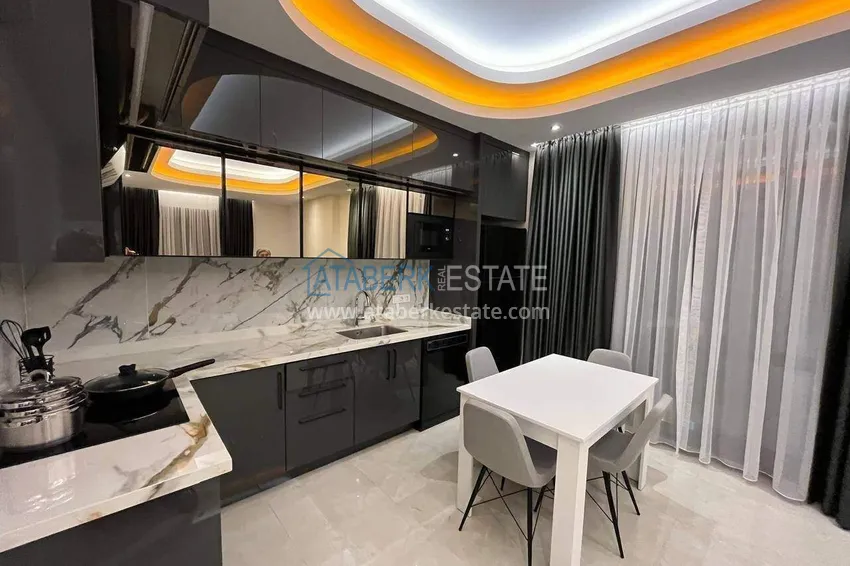 Purchase  2+1 apartment in the center of Alanya, furnished in a luxury complex, Cleopatra beach area  4 