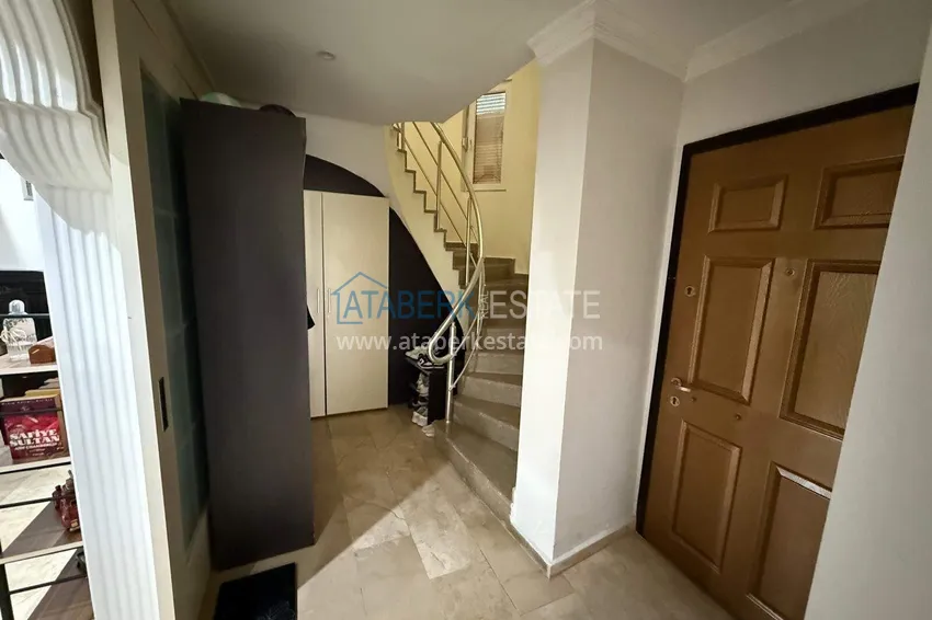 Purchase  Villa in Alanya for residence permit and citizenship - detached 4+1 with pool and garden in Oba 1 