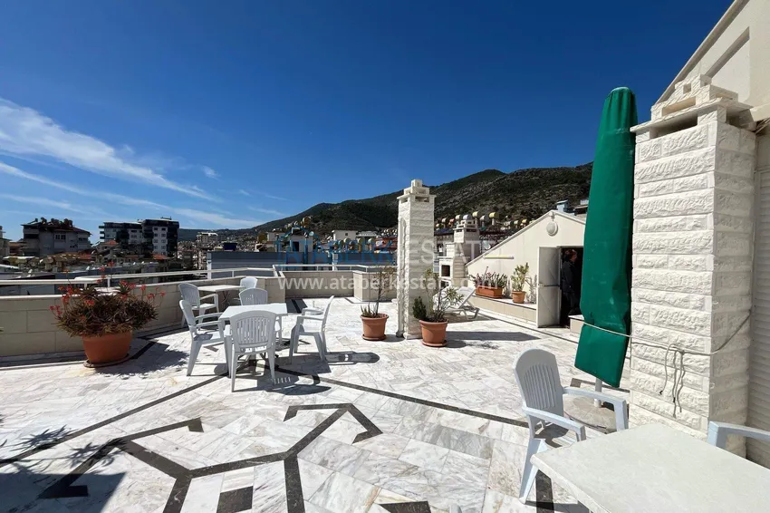 Apartment in the center of Alanya for a residence permit — one-bedroom with furniture, Cleopatra beach area 9 