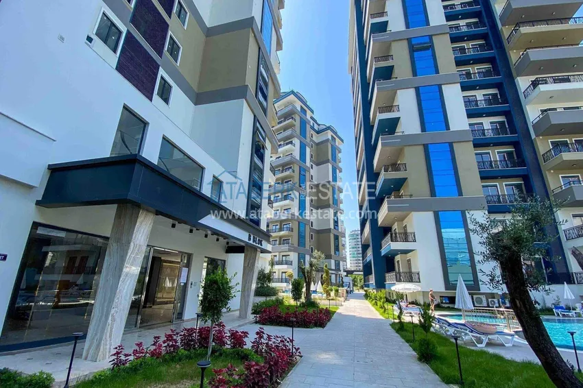 1+1 furnished apartment in Alanya — hotel-type complex, Mahmutlar district 12 