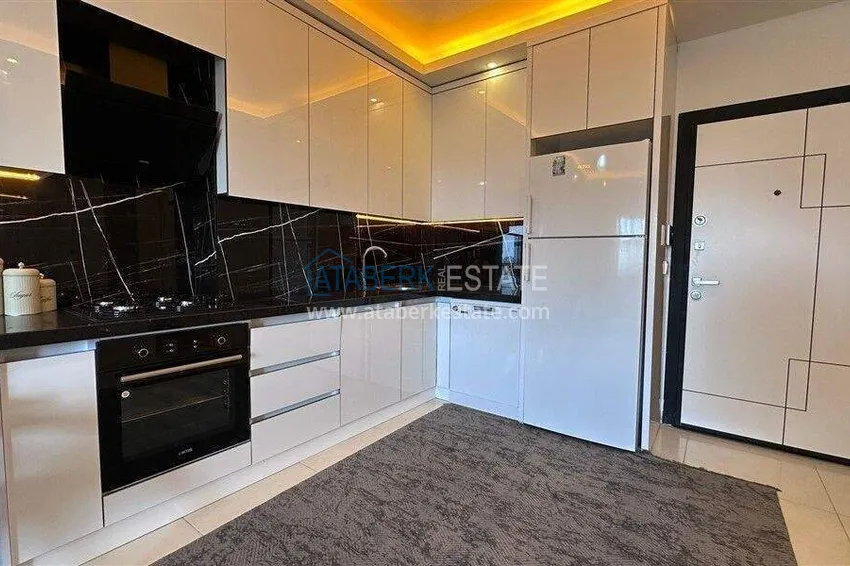 Purchase  1+1 furnished apartment in Alanya — hotel-type complex, Mahmutlar district 1 