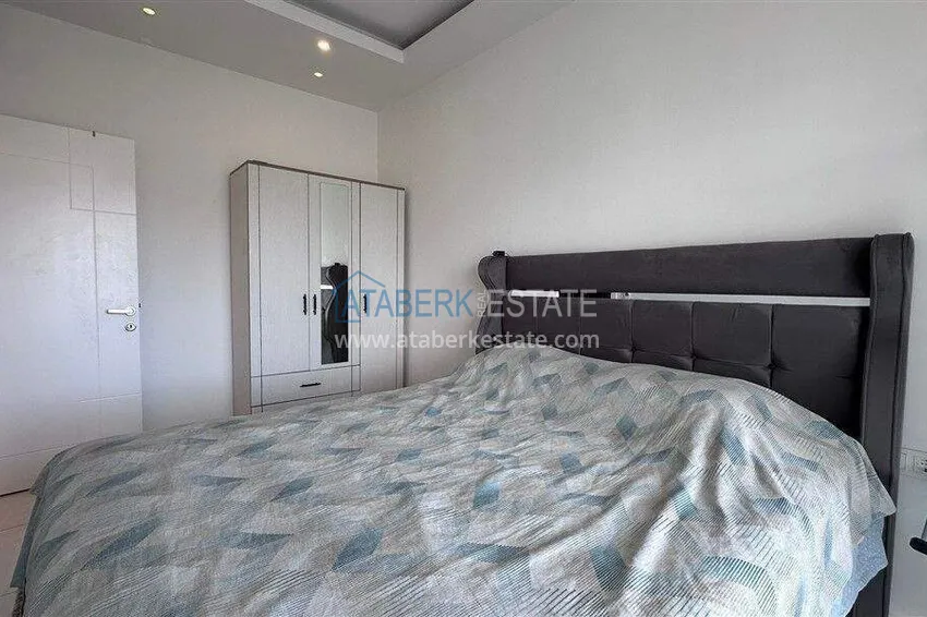 Purchase  1+1 furnished apartment in Alanya — hotel-type complex, Mahmutlar district 5 