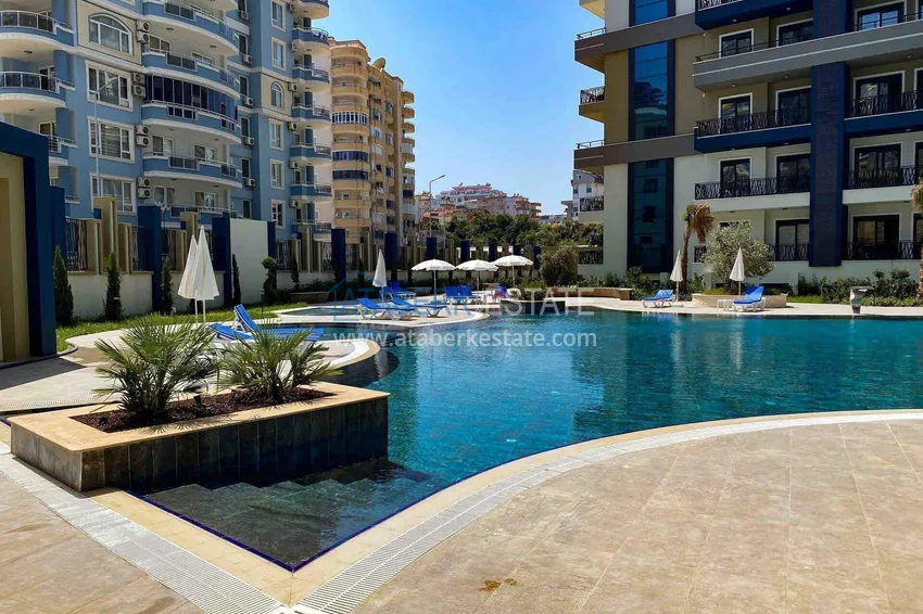 1+1 furnished apartment in Alanya — hotel-type complex, Mahmutlar district 6 