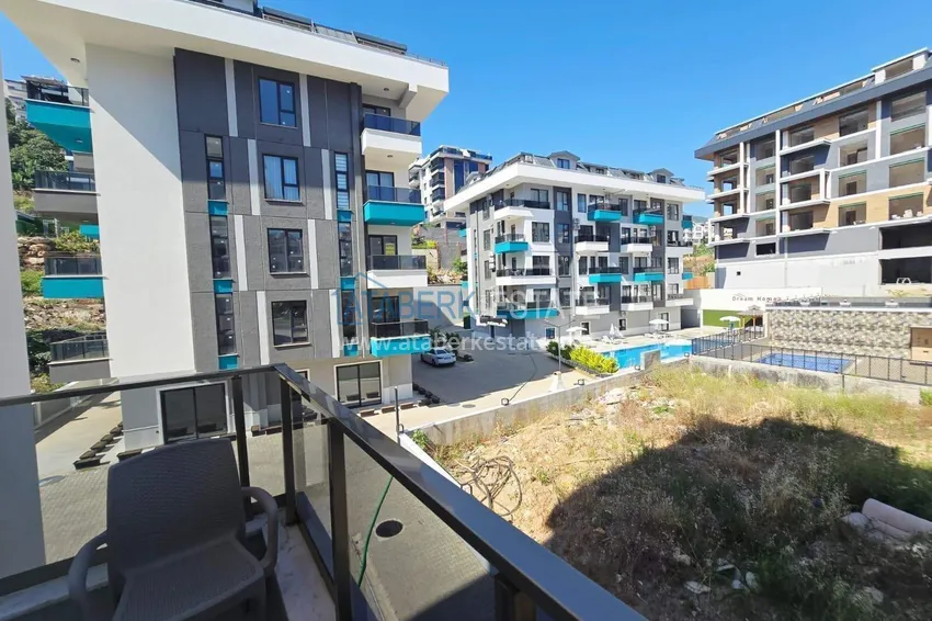 Purchase  1+1 apartment in the center of Alanya — furnished by the owner, Cleopatra beach area 13 