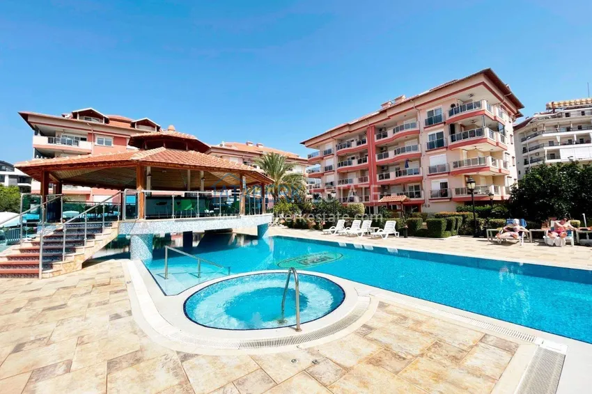 2+1 apartment in Alanya from the owner — furniture, mountain view, Oba district 7 