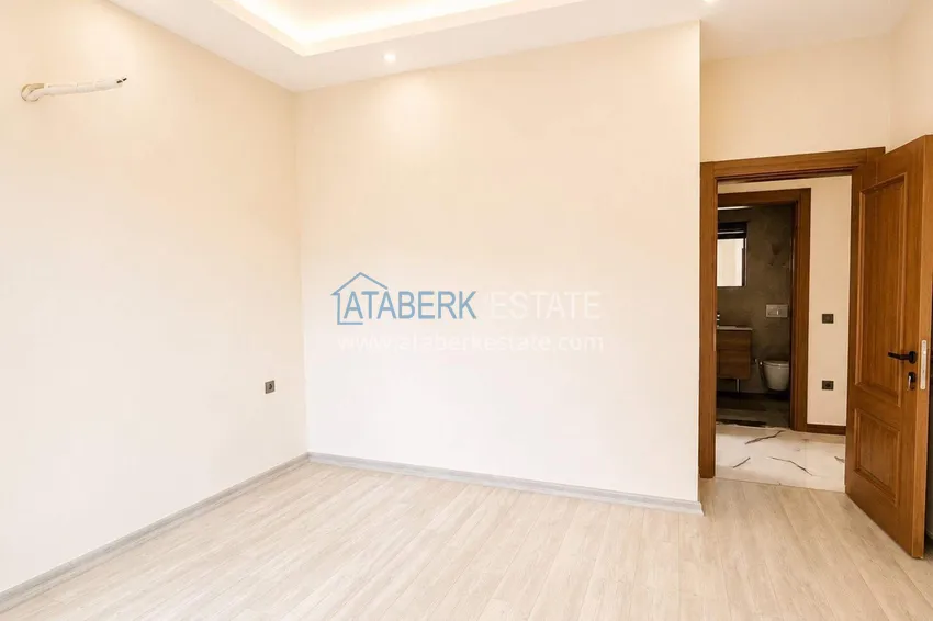 Purchase  Apartment for a residence permit in the center of Alanya - 2+1 terrace duplex in a comfort-class complex 8 