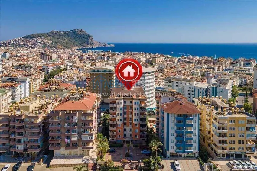 2+1 apartment in the center of Alanya — furniture, mountain view, glazed balcony, Cleopatra beach area  1 