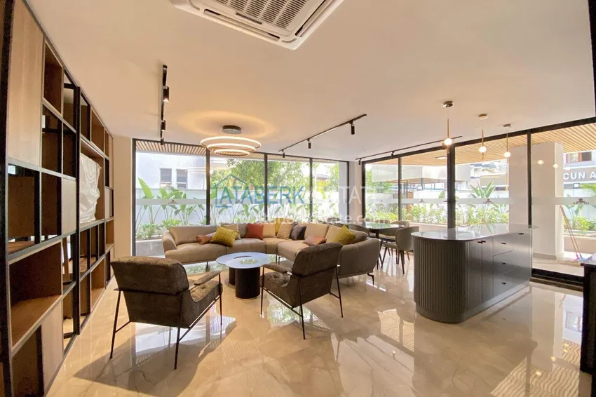 1+1 apartment in the center of Alanya - overlooking the sea and the fortress, Cleopatra beach area 15 