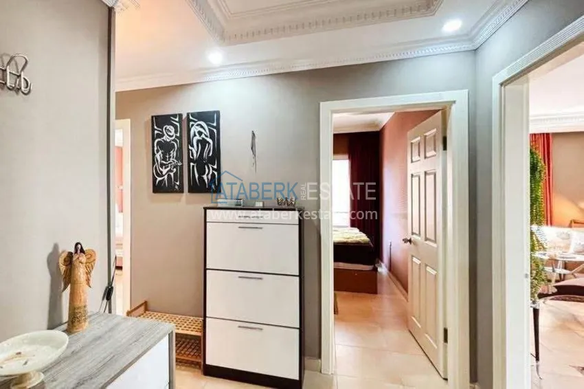 Purchase  2+1 apartment in the center of Alanya — furniture, mountain view, glazed balcony, Cleopatra beach area  3 
