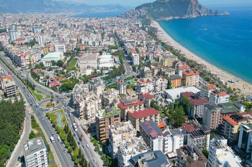 1+1 apartment in the center of Alanya - overlooking the sea and the fortress, Cleopatra beach area 2 