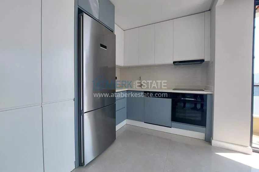 Purchase  1+1 apartment in the center of Alanya - overlooking the sea and the fortress, Cleopatra beach area 3 