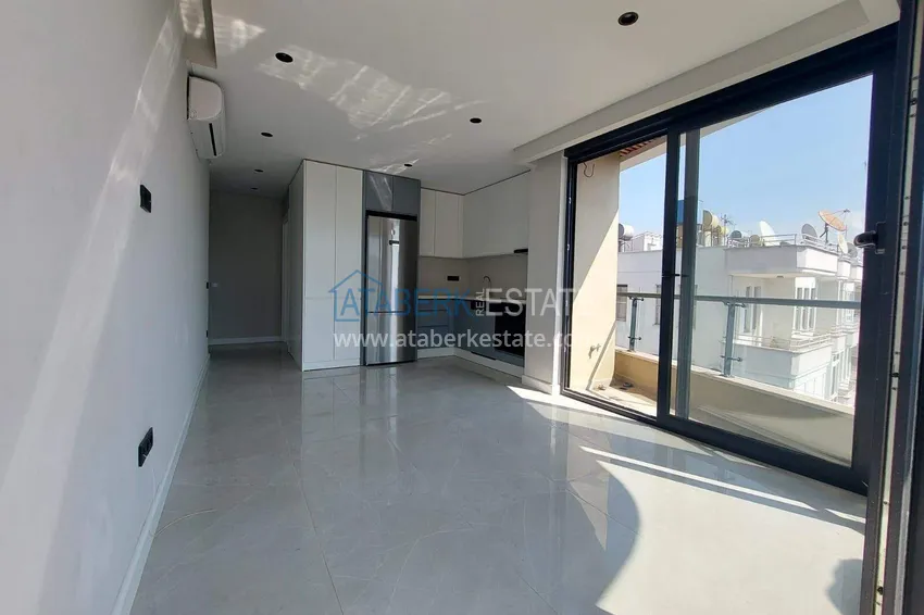 Purchase  1+1 apartment in the center of Alanya - overlooking the sea and the fortress, Cleopatra beach area 5 