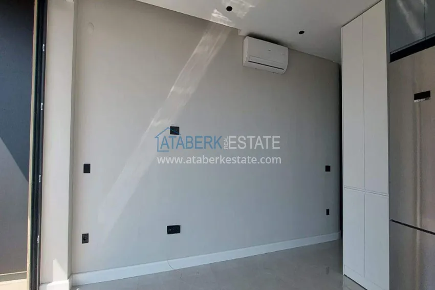 Purchase  1+1 apartment in the center of Alanya - overlooking the sea and the fortress, Cleopatra beach area 7 