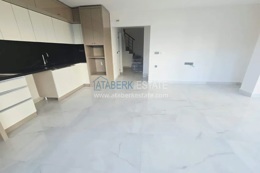 Purchase  Apartment for a residence permit in Mahmutlar - 3+1 garden duplex directly from the owner  4 