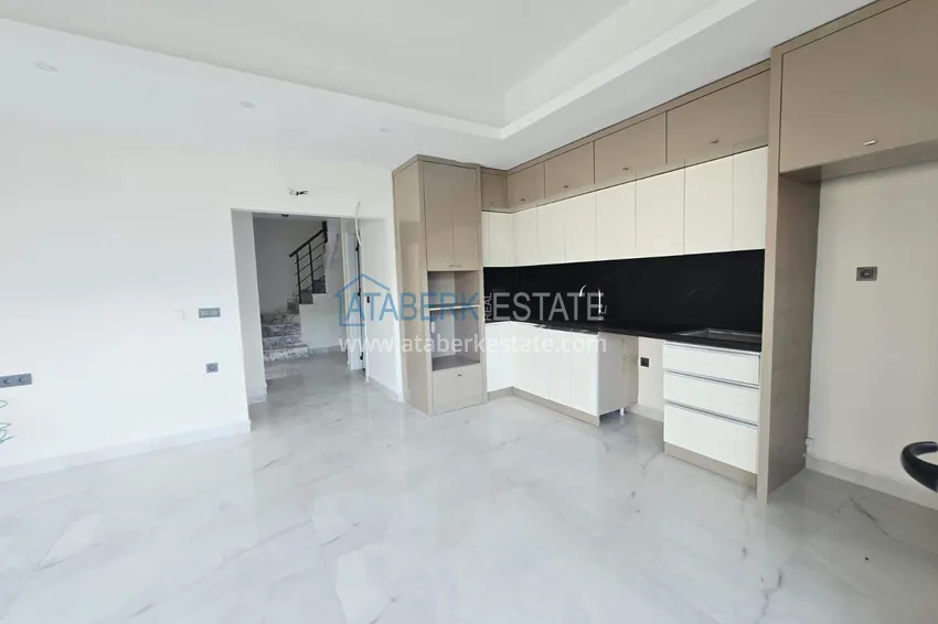 Purchase  Property for a residence permit in Mahmutlar - 3+1 garden duplex with a private terrace and access to the pool 5 