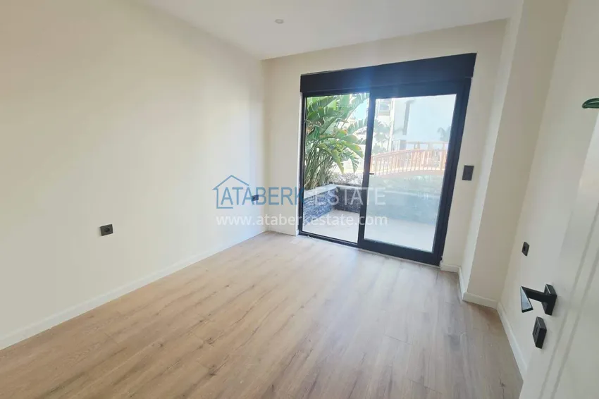 Purchase  Apartment for a residence permit in Mahmutlar - 3+1 garden duplex directly from the owner  9 