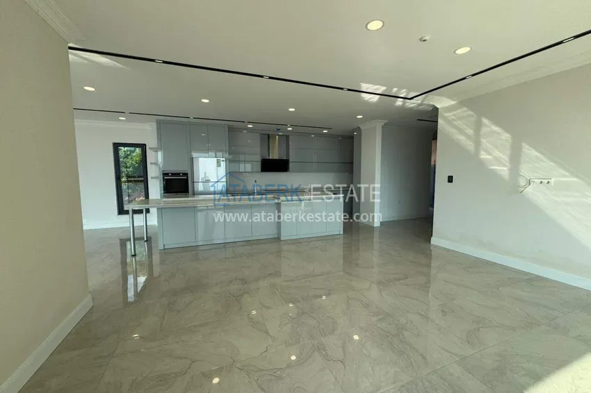 Purchase Stylish villa in Alanya - with panoramic views in the prestigious Bektash area. Real estate for a residence permit 16