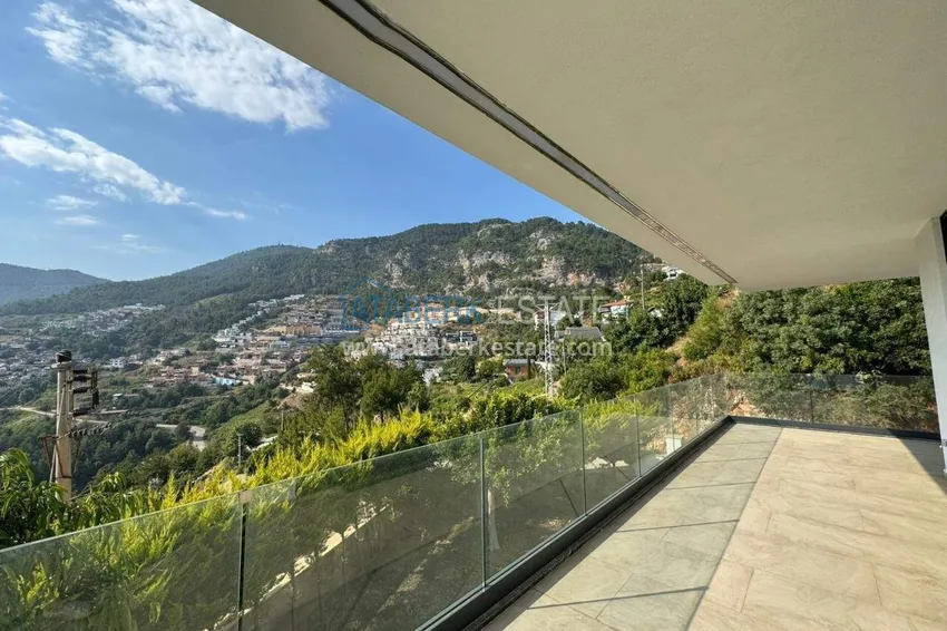Purchase Stylish villa in Alanya - with panoramic views in the prestigious Bektash area. Real estate for a residence permit 49