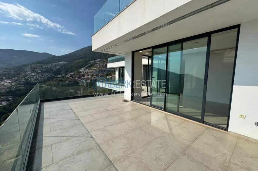 Purchase Stylish villa in Alanya - with panoramic views in the prestigious Bektash area. Real estate for a residence permit 51
