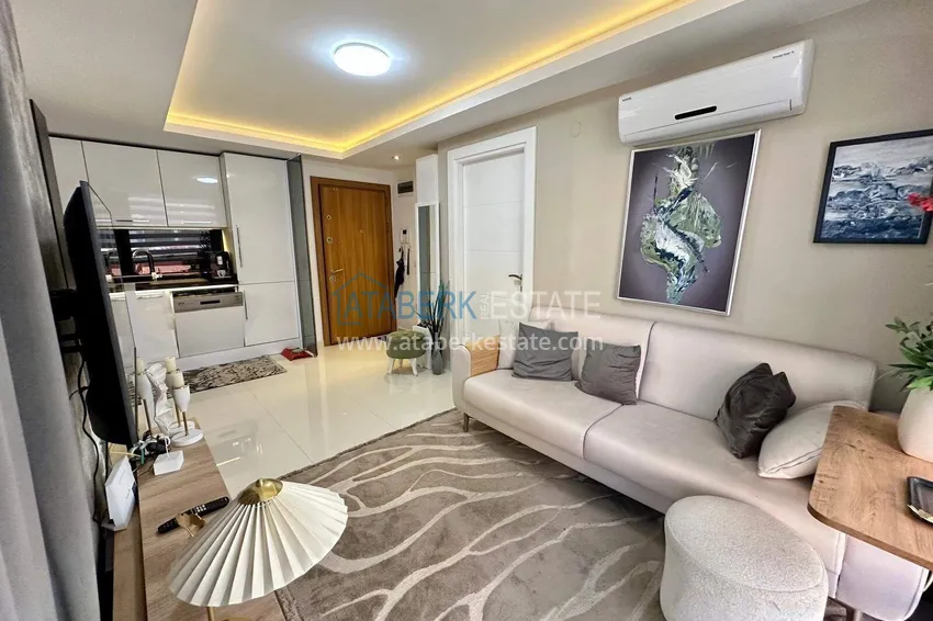 Purchase  Property in the center of Alanya - 1+1 apartment with new furniture, Keykubat beach area 1 