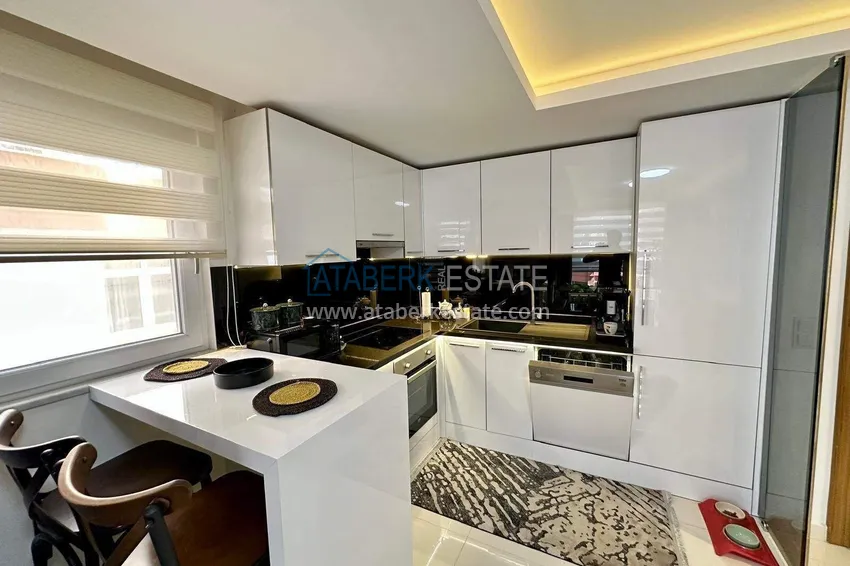 Purchase  Property in the center of Alanya - 1+1 apartment with new furniture, Keykubat beach area 3 