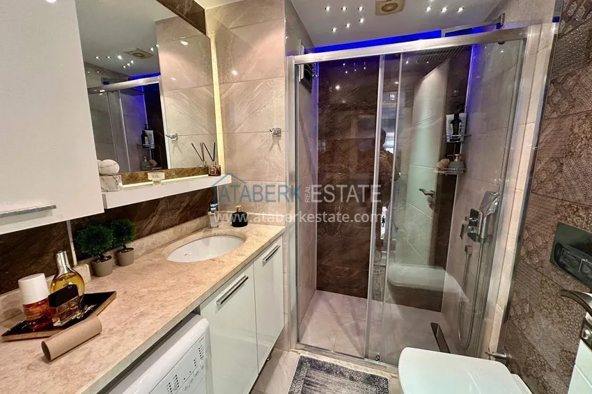 Purchase  Property in the center of Alanya - 1+1 apartment with new furniture, Keykubat beach area 7 