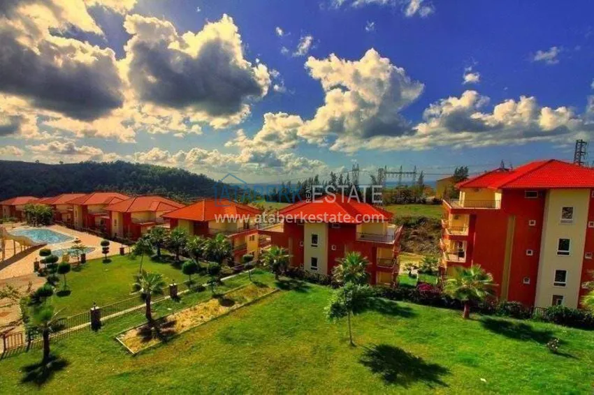 2+1 apartment in Mahmutlar - 130 m² furnished and mountain views 1 
