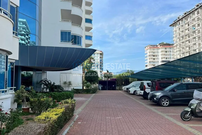 2+1 penthouse in Alanya, Mahmutlar district — furniture, 110 m² terrace, sea and mountain views 12 